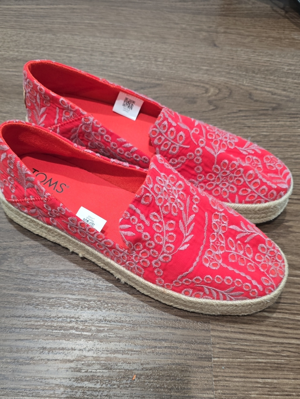 TOMS Red Floral Embroidered Espadrille Slip-Ons 9.5